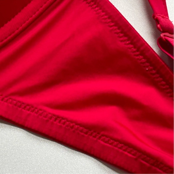 Set of 2 Bras Size 36C - Picture 15 of 16